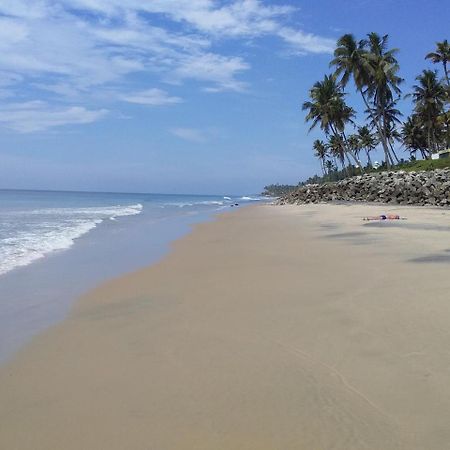 The First Place Yogaresort, Odayam Varkala Esterno foto