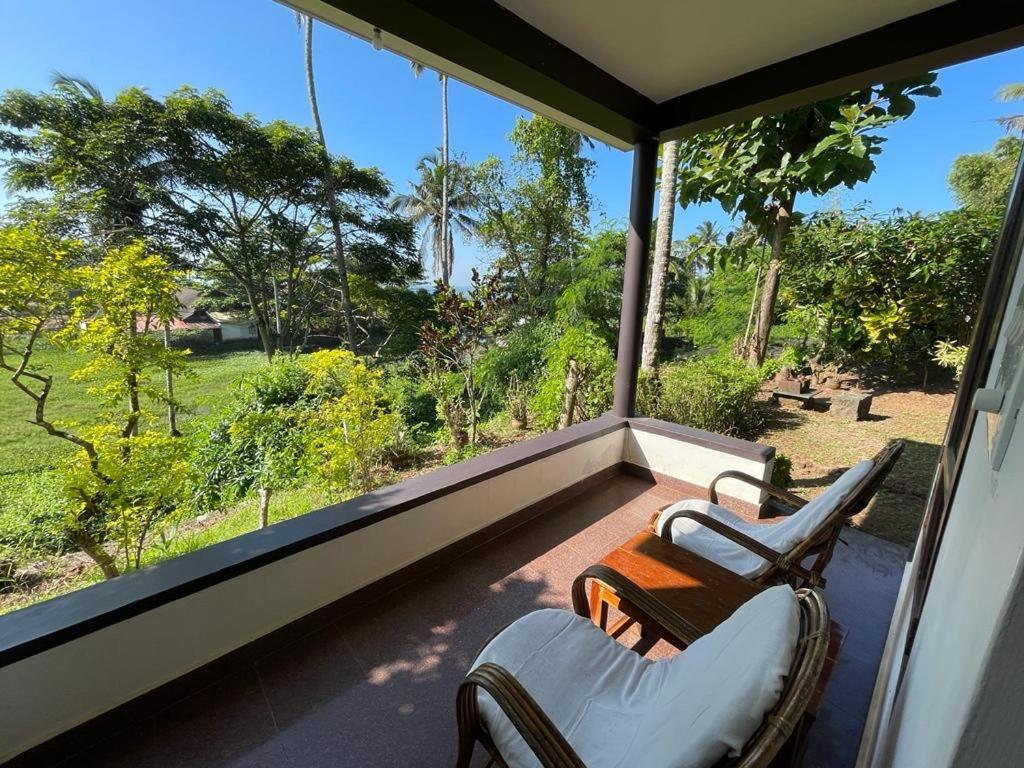 The First Place Yogaresort, Odayam Varkala Esterno foto